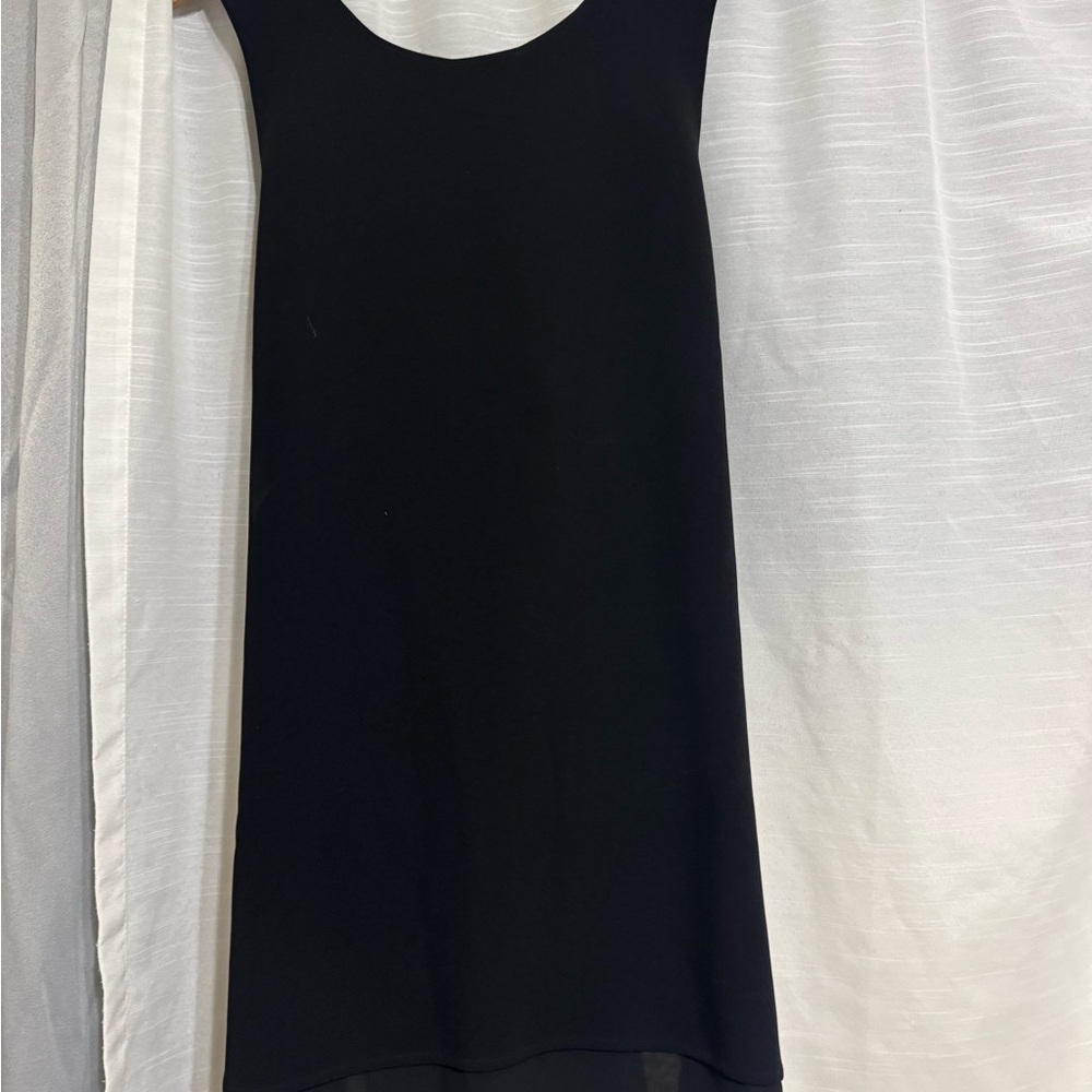 Elegant Black Sleeveless Dress